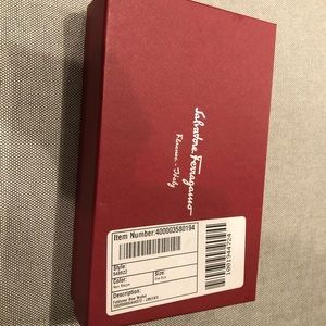 salvatore ferragamo bow wallet